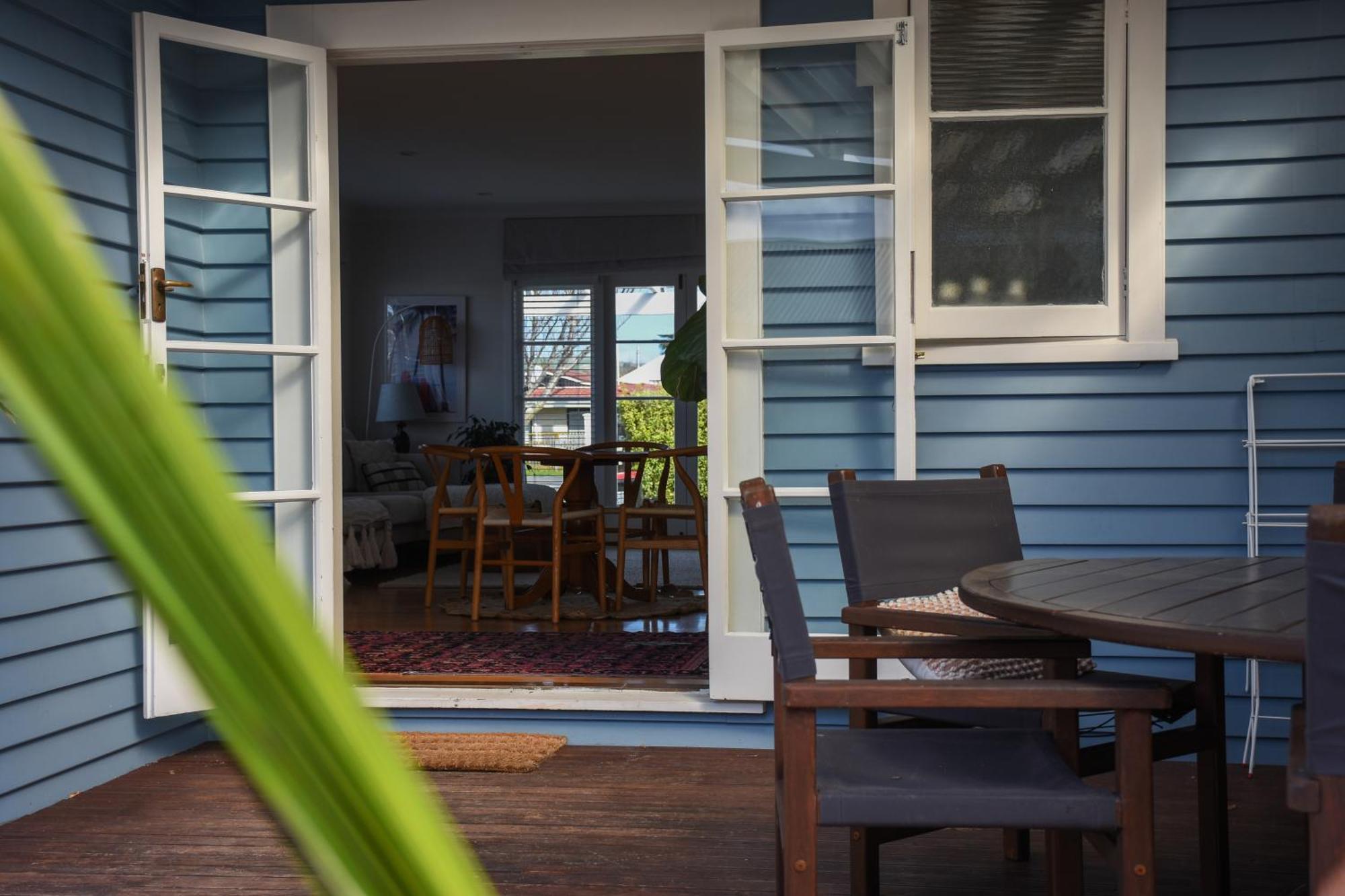 Beautiful Home With Short Stroll To Havelock Village Havelock North Exterior photo